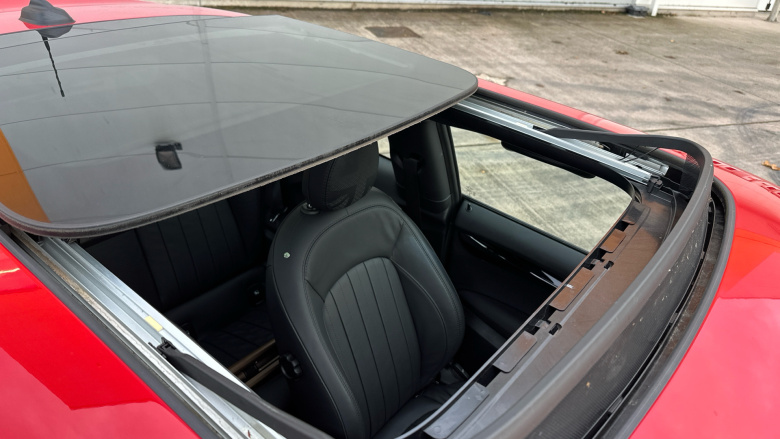 MINI Hatchback 135kW Cooper S Level 3 33kWh 3dr Auto Electric Hatchback